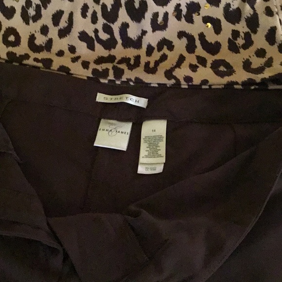 Shorts - Picture 2 of 3